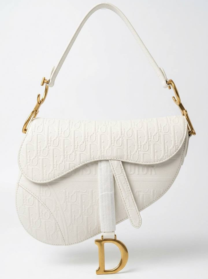 This Christian Dior saddle bag
