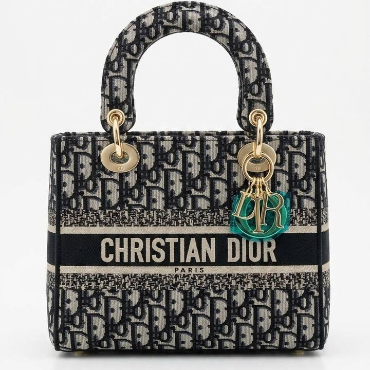 Christian Dior Lady D-Lite bag